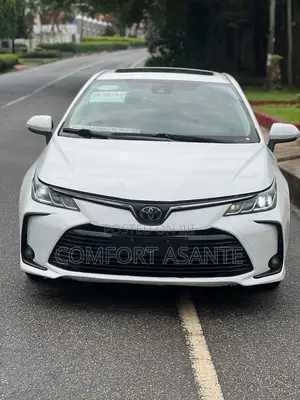 Toyota Corolla 2020 White