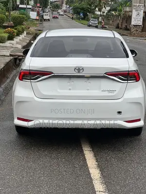 Toyota Corolla 2020 White