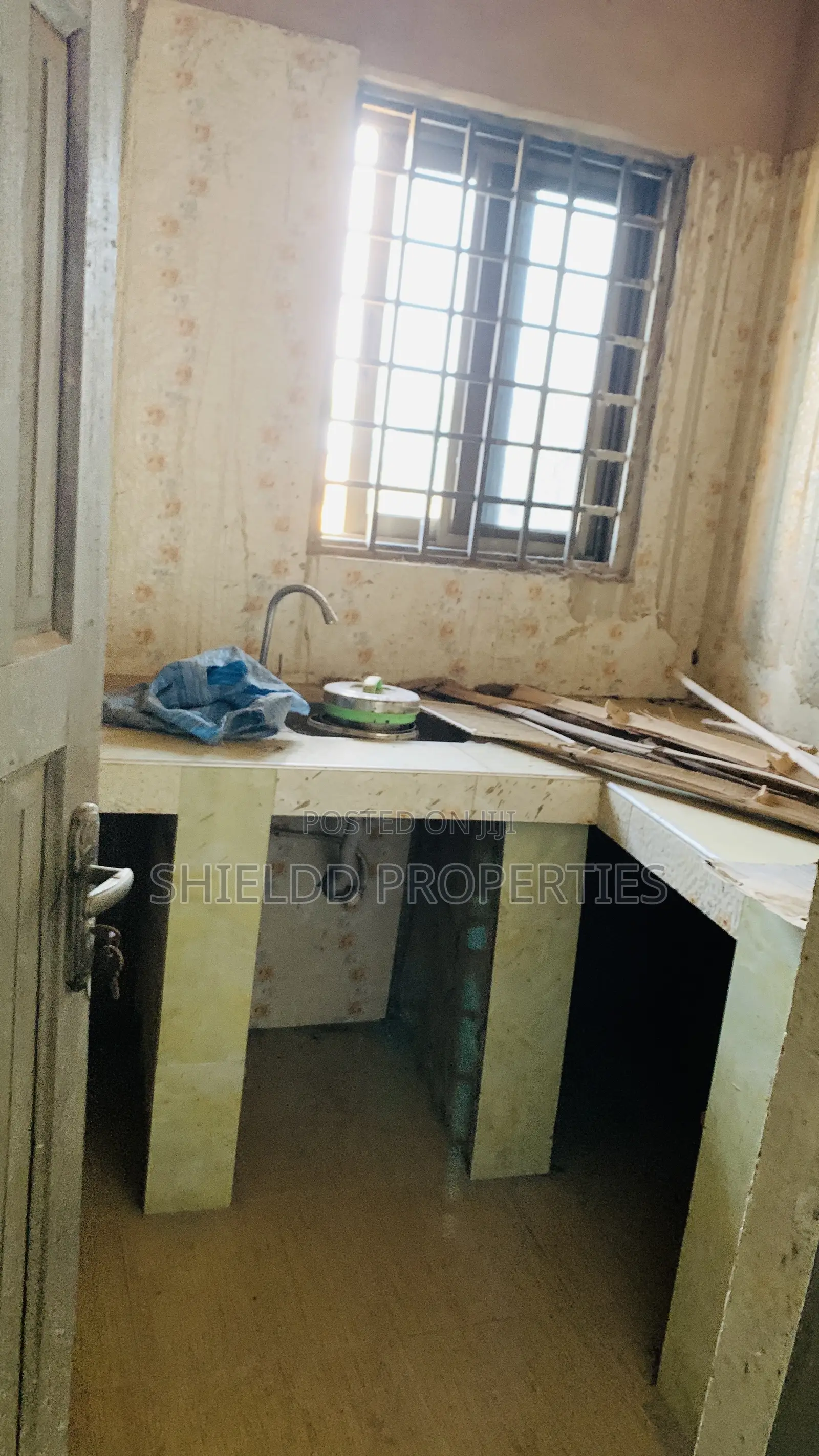 1bdrm Apartment in Chamber And Hall, New Legon for rent