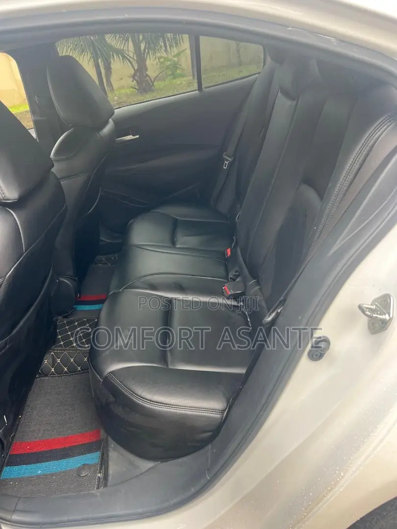 Toyota Corolla L 2020 White