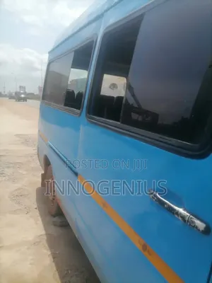 Mercedes-Benz Sprinter 2009 Blue