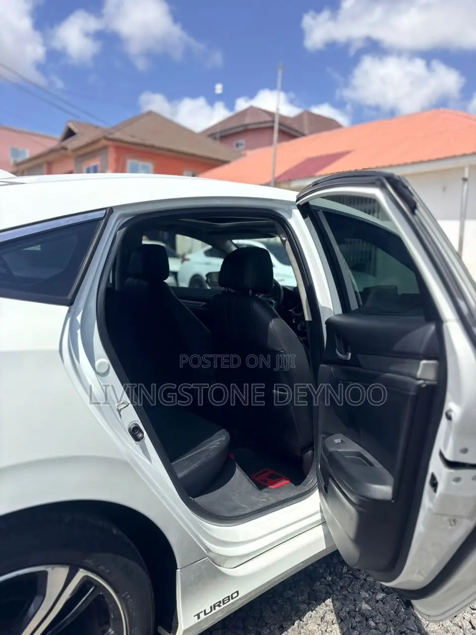 Honda Civic Touring 4dr Sedan (1.5L 4cyl) 2016 White