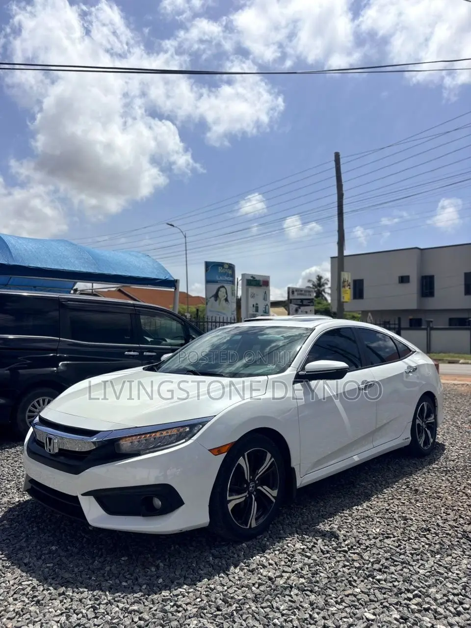 Honda Civic Touring 4dr Sedan (1.5L 4cyl) 2016 White