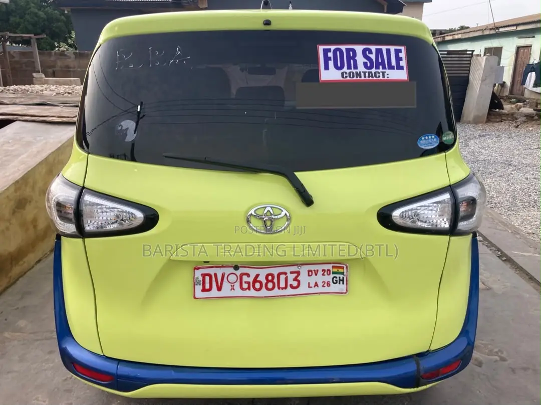 Toyota Sienta 1.5 AWD (6-seater) 2017 Green