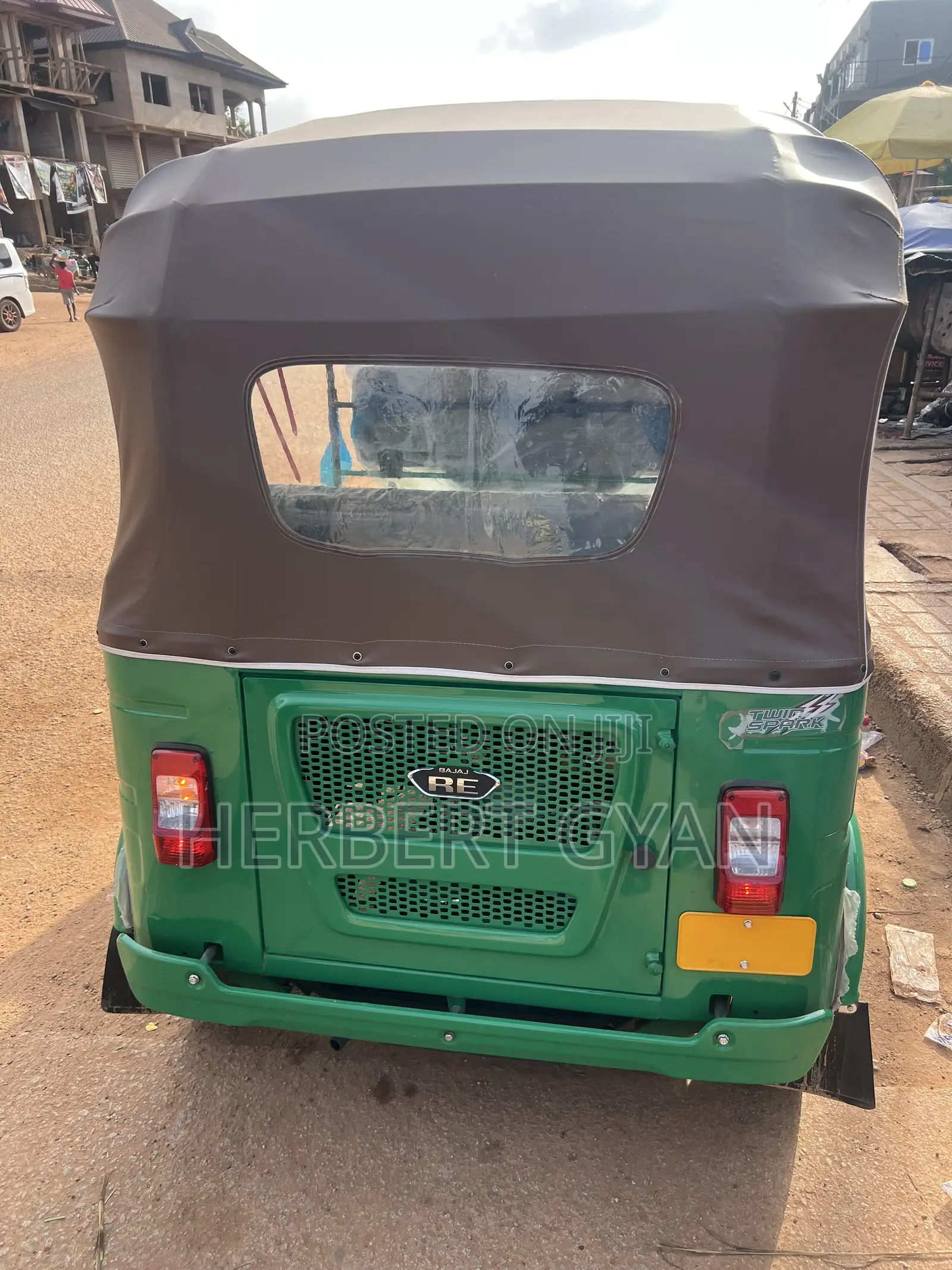 New Bajaj RE 2025 Green