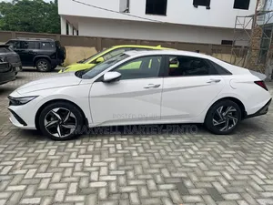 New Hyundai Elantra 2024 White