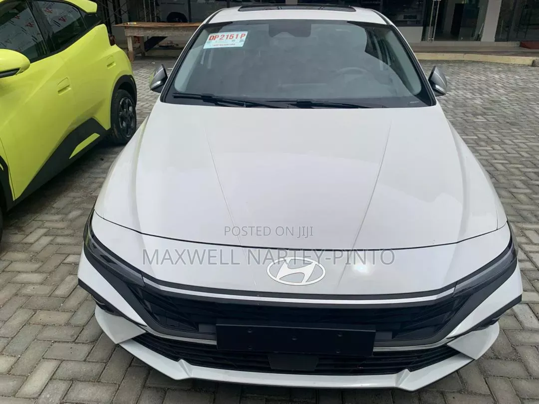 New Hyundai Elantra 2024 White
