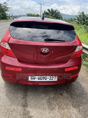Hyundai Accent 2016 Red