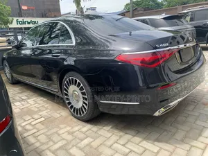 Mercedes-Benz S-Class 2022 Black