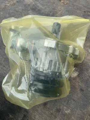 Toyota Hilux Hiace Alternator Brake Pump