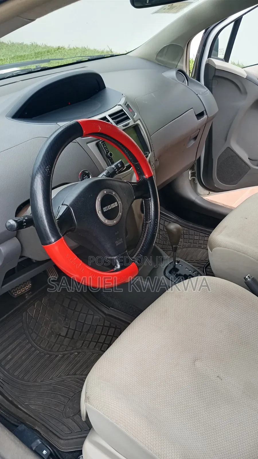 Toyota Vitz 1.3 AWD 5dr 2010 White