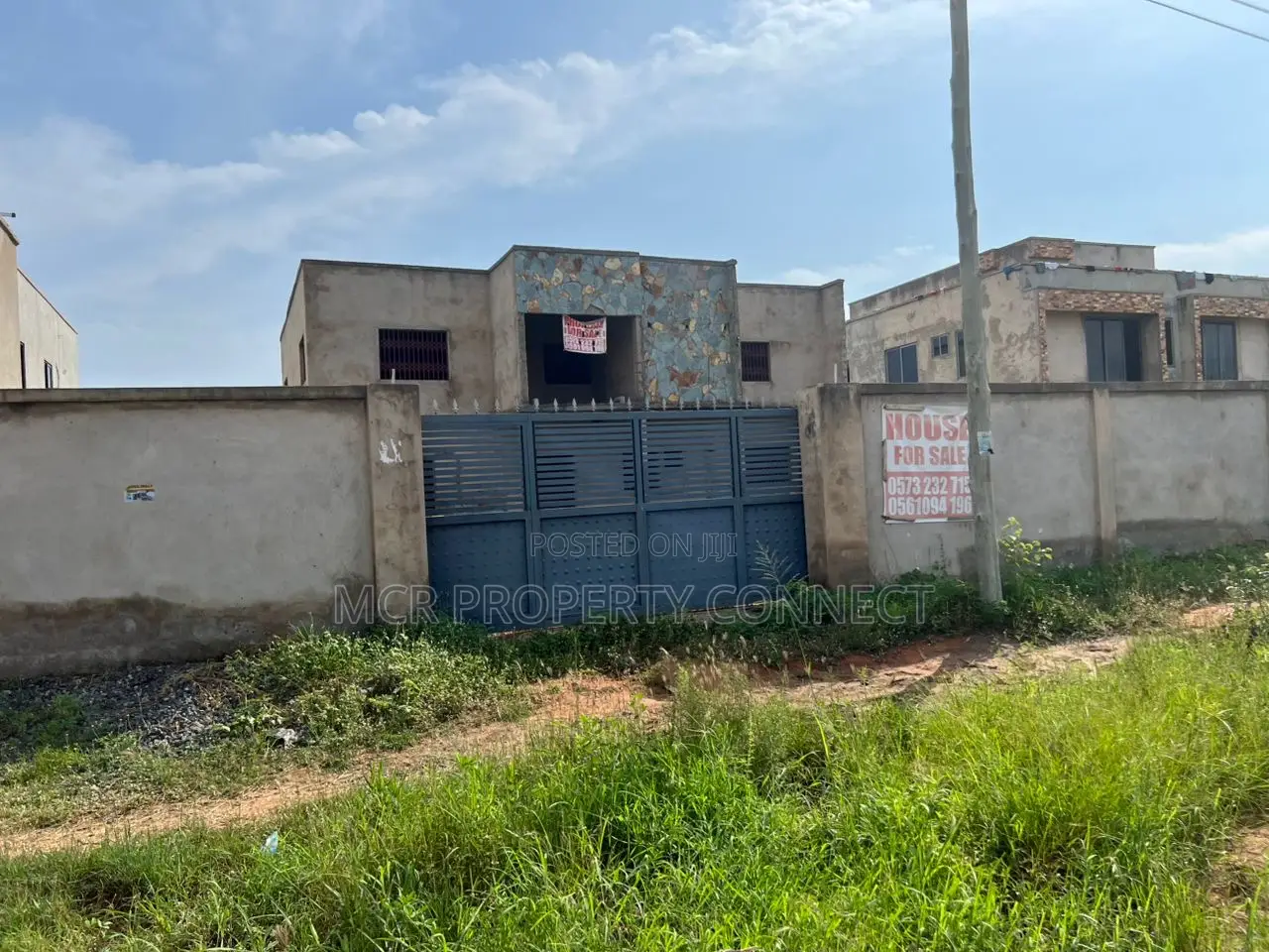 9bdrm Apartment in Prampram for sale
