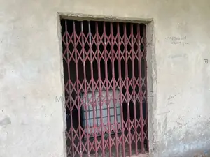 9bdrm Apartment in Prampram for sale