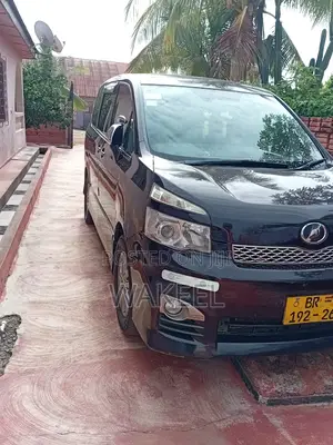 Toyota Voxy 2012 Black