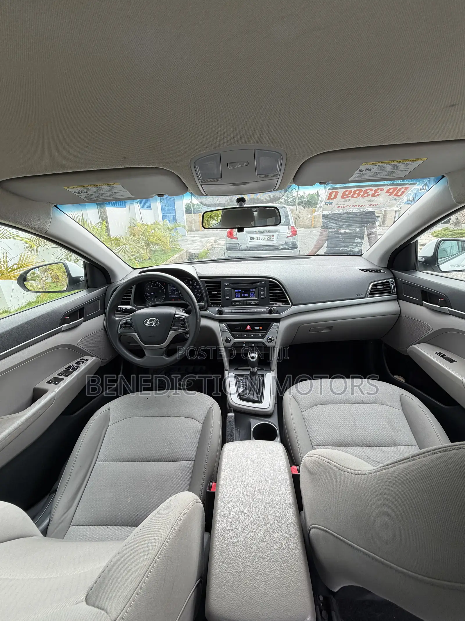 Hyundai Elantra ECO Sedan FWD (1.4L 4cyl 7A) 2017 White