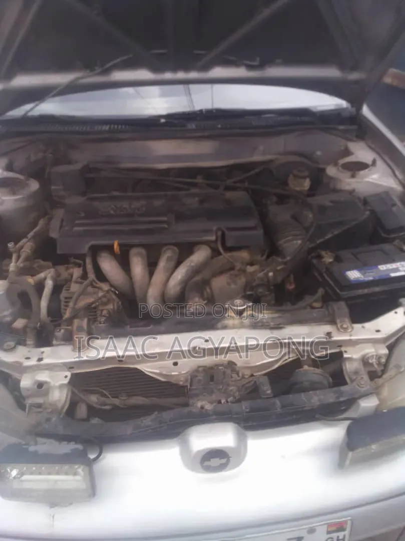 Chevrolet Prizm Automatic 2001 Pearl