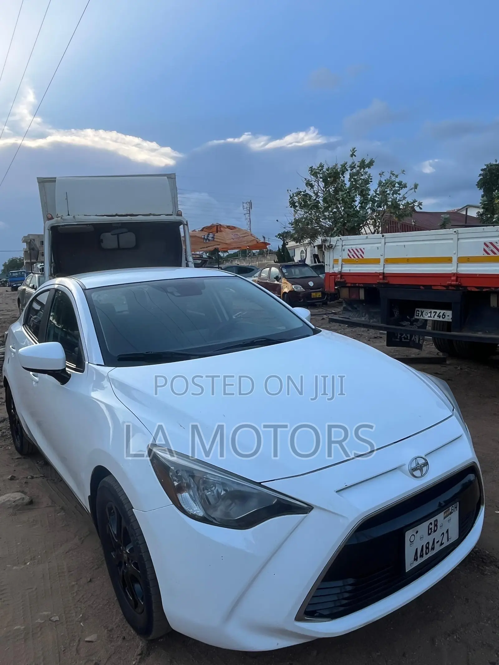 Toyota Yaris iA 1.5 FWD 2017 White