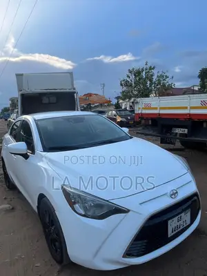 Toyota Yaris iA 1.5 FWD 2017 White