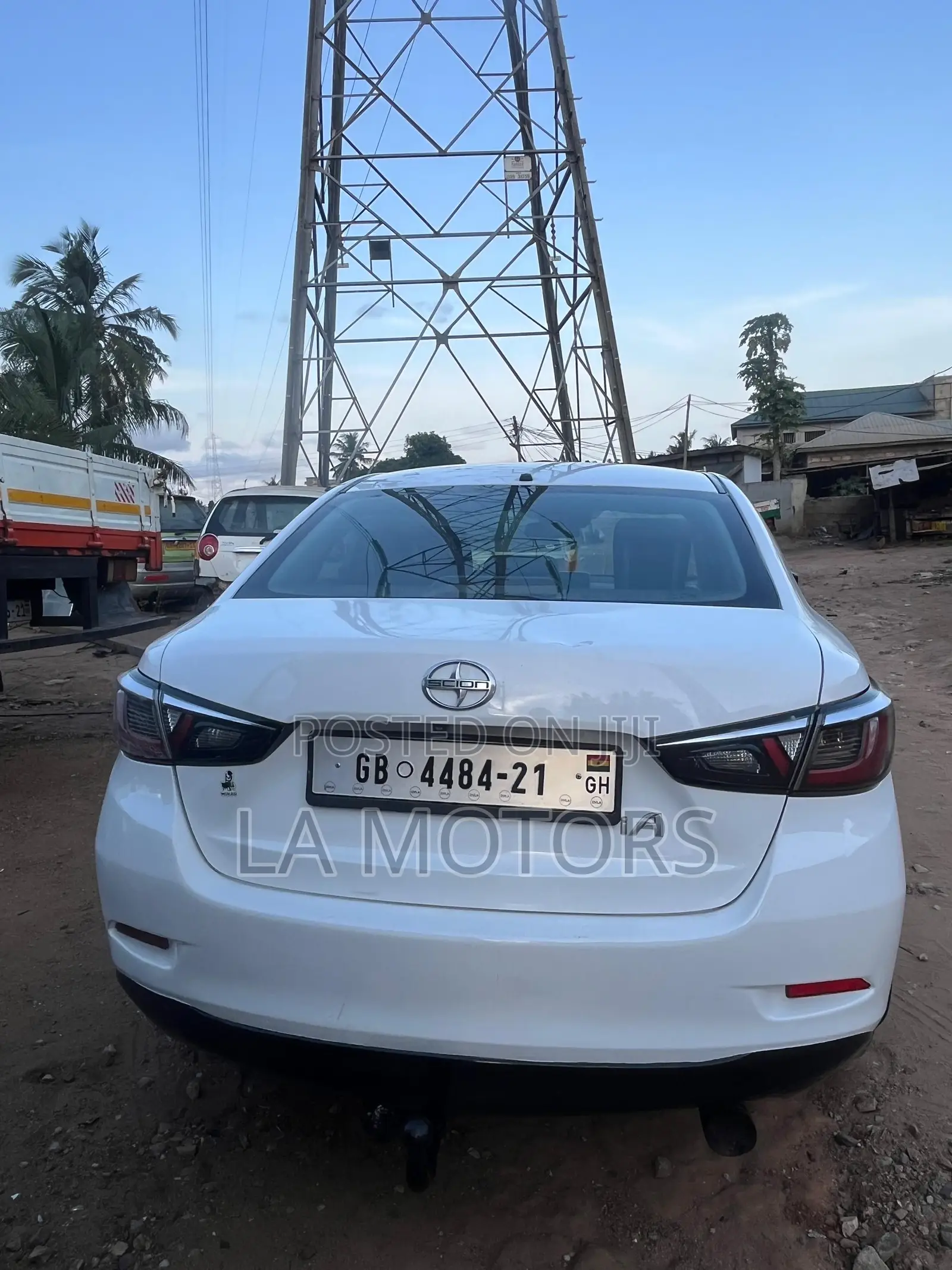Toyota Yaris iA 1.5 FWD 2017 White