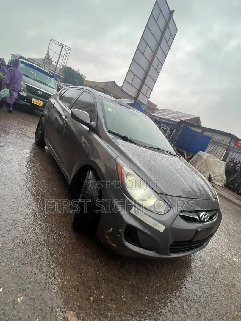 Hyundai Accent GLS 2012 Gray