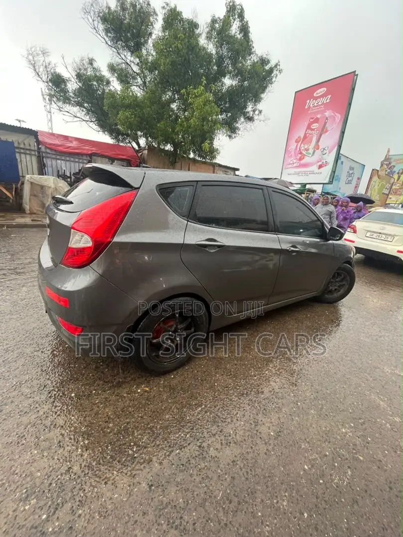 Hyundai Accent GLS 2012 Gray