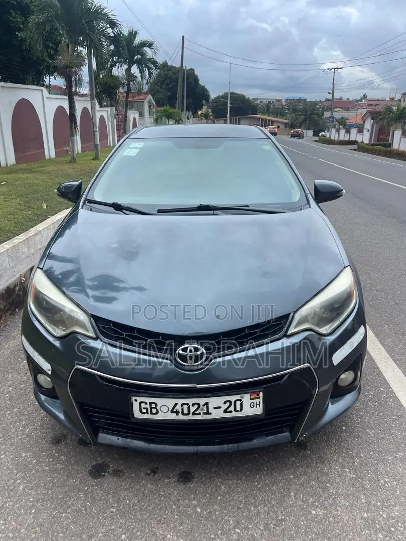 Toyota Corolla S 4dr Sedan (1.8L 4cyl CVT) 2015 Gray