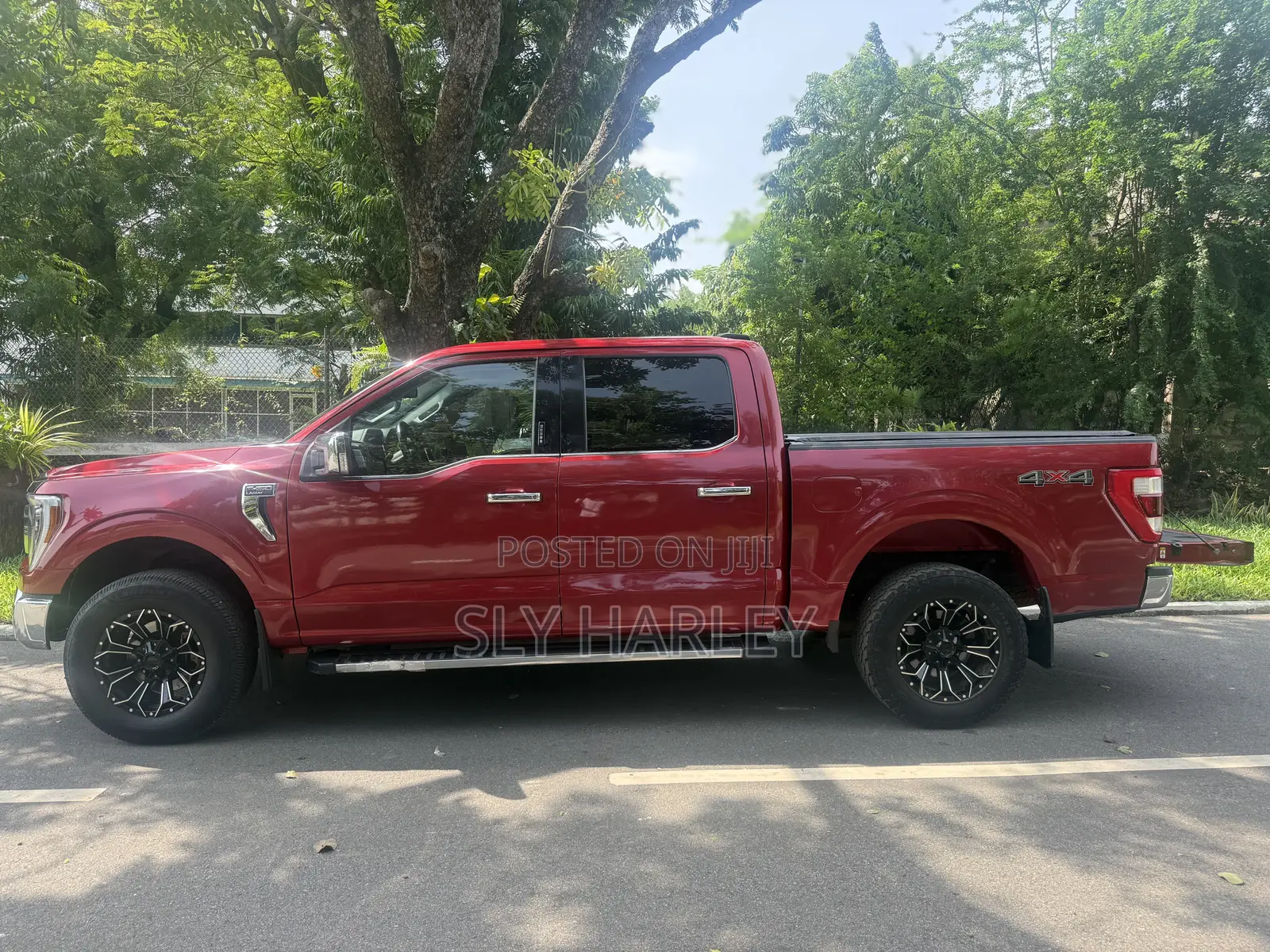 Ford F-150 LARIAT 2021 Red