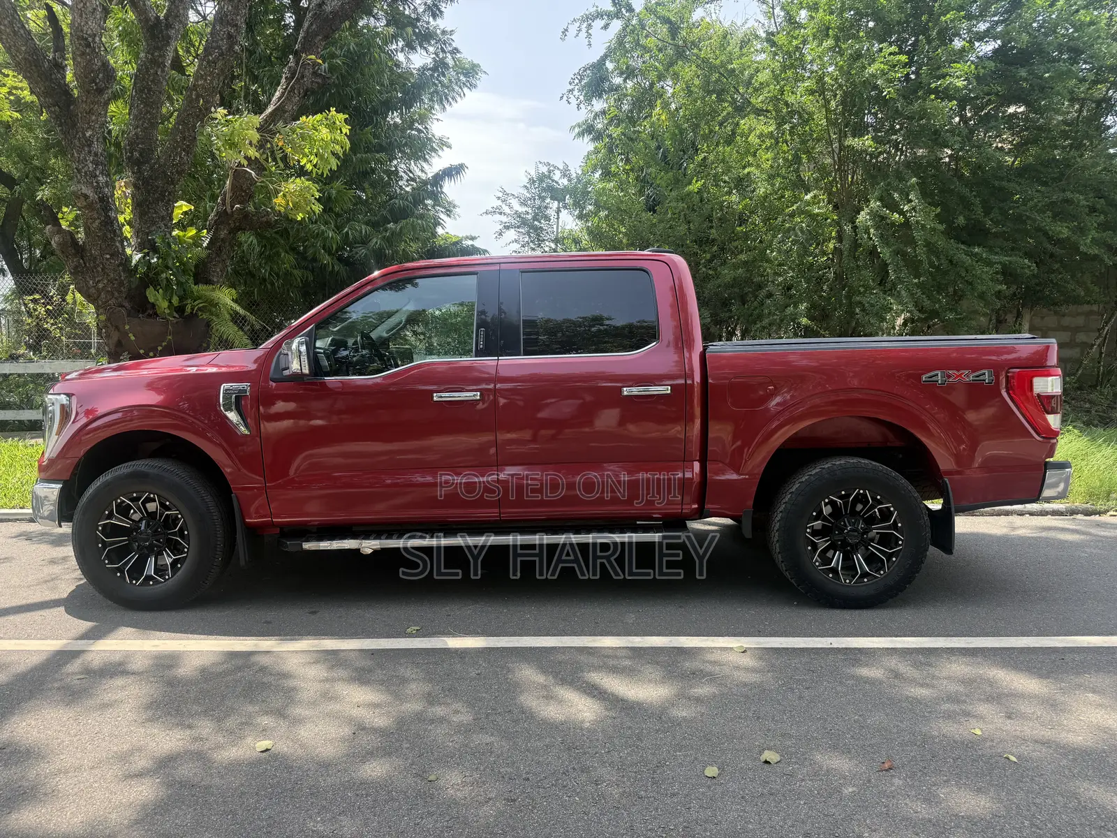 Ford F-150 LARIAT 2021 Red