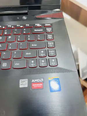 Laptop Lenovo Y40-80 8GB Intel Core i7 HDD 500GB