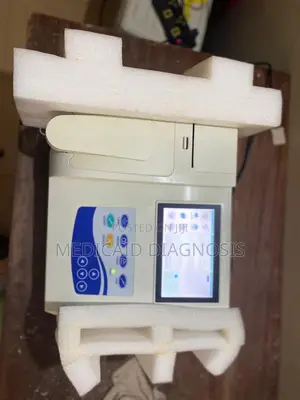 Semi-Automatic Biochemistry Analyzer (Contec Bc 300)