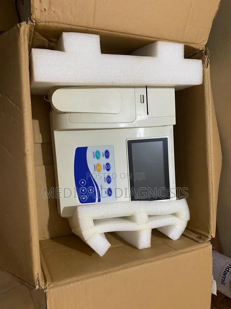 Semi-Automatic Biochemistry Analyzer (Contec Bc 300)