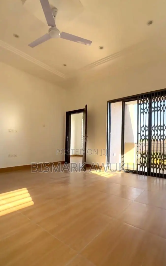 4bdrm House in East Legon for rent
