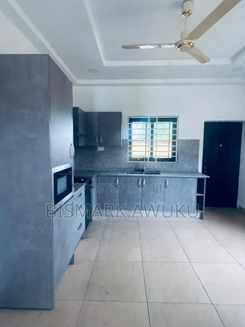 4bdrm House in East Legon for rent