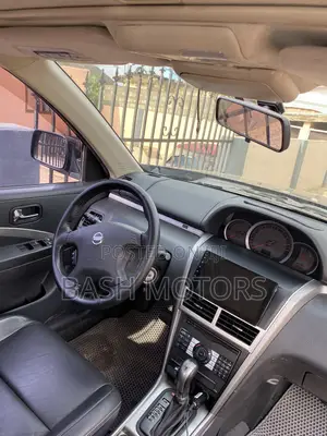 Nissan X-Trail 2006 Black
