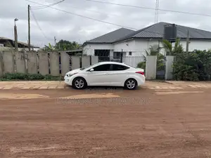 Hyundai Elantra 2013 White