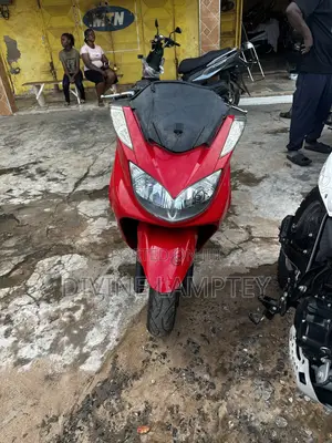 Yamaha Majesty 2012 Black