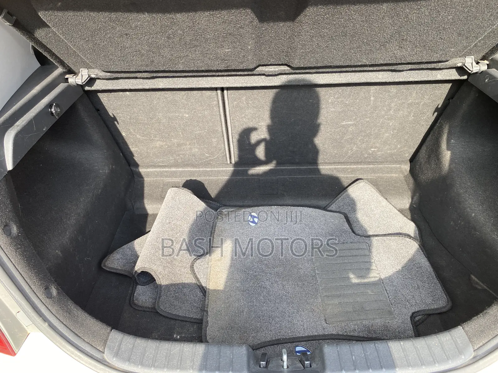 Hyundai i30 2011 White