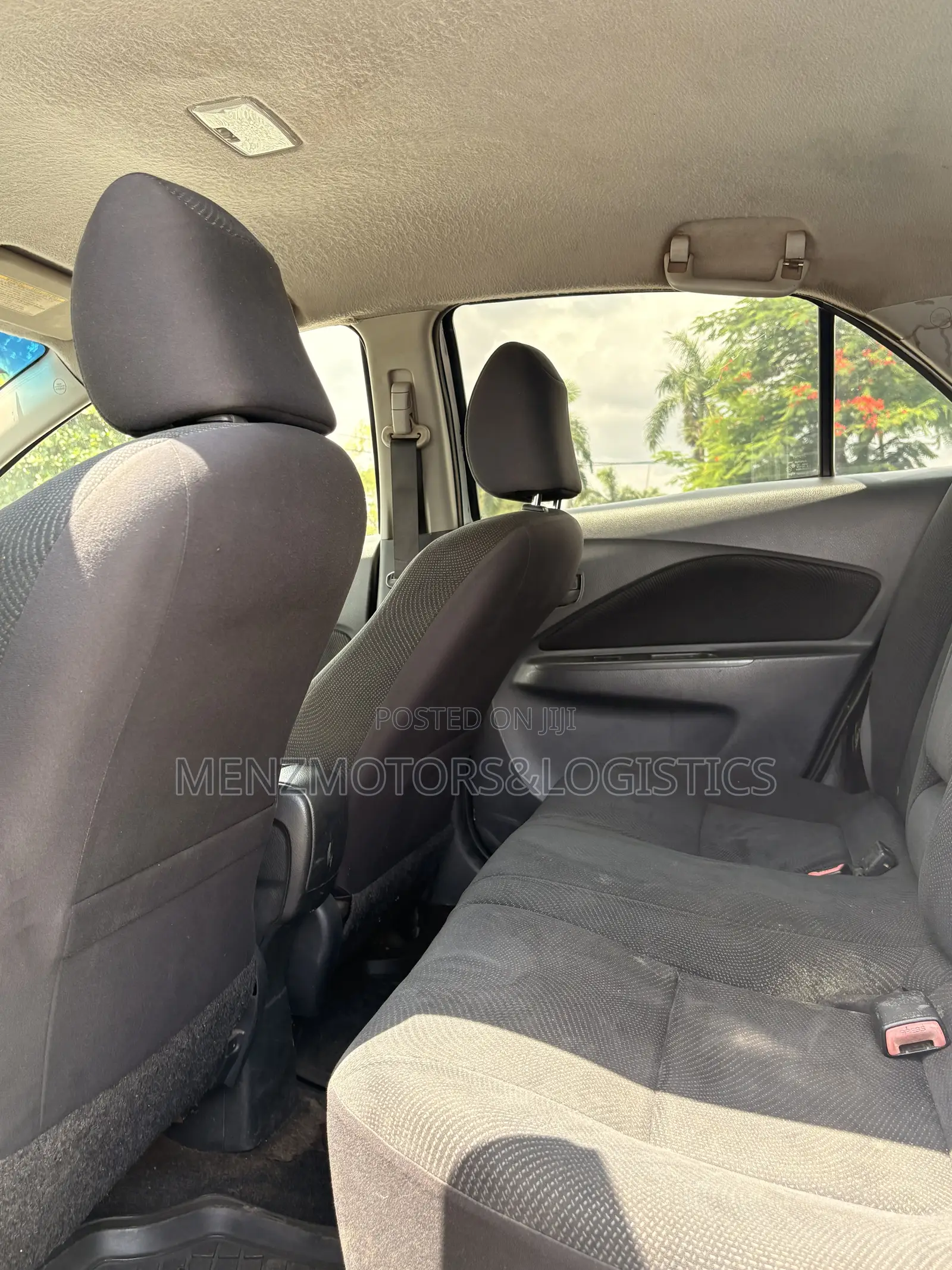 Toyota Yaris 2012 White