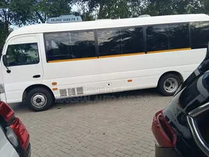 Hyundai County 2020 White