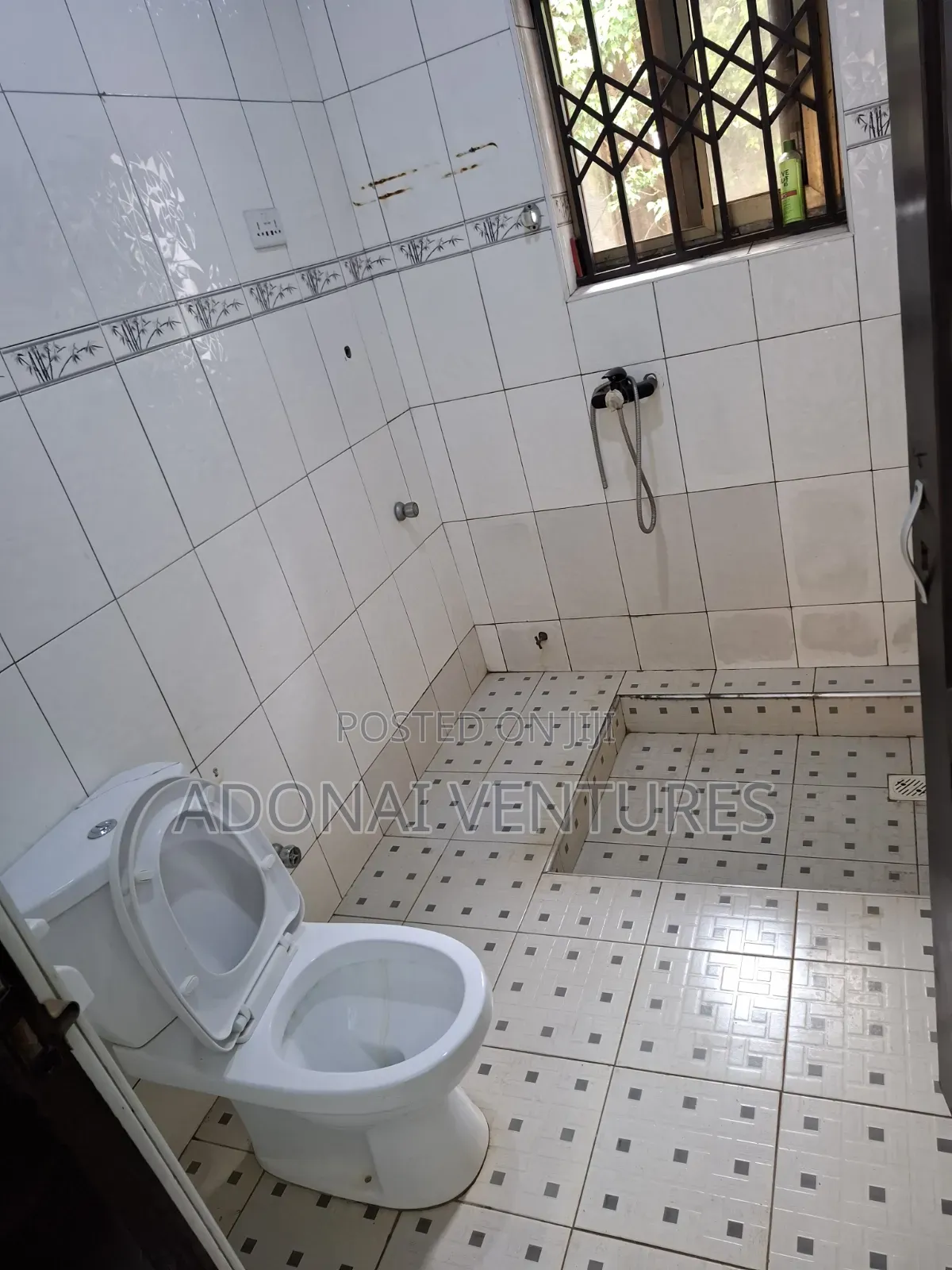 4bdrm House in Atasomanso, Kumasi Metropolitan for rent