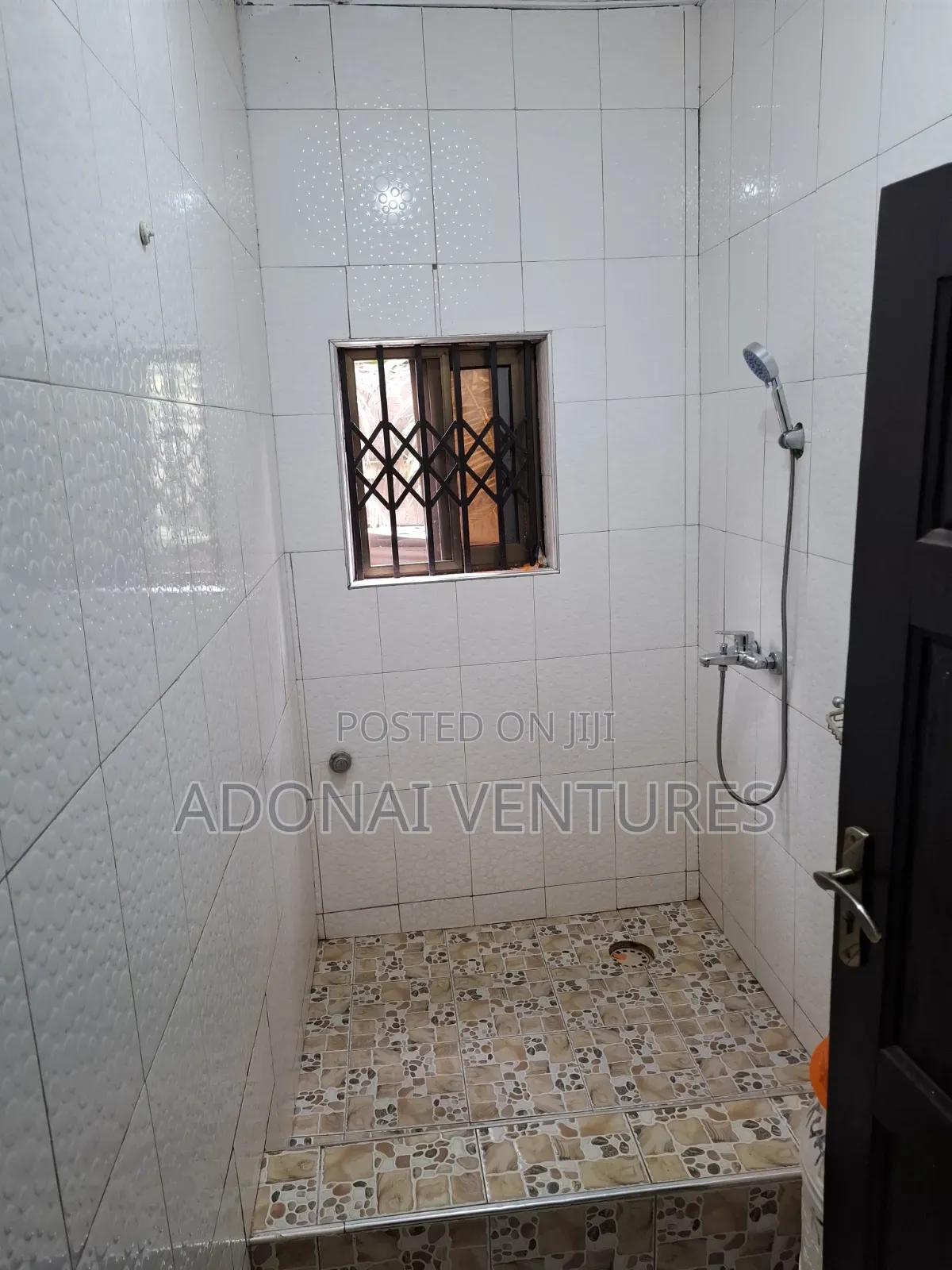 4bdrm House in Atasomanso, Kumasi Metropolitan for rent