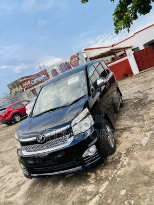 Toyota Voxy 2013 Black