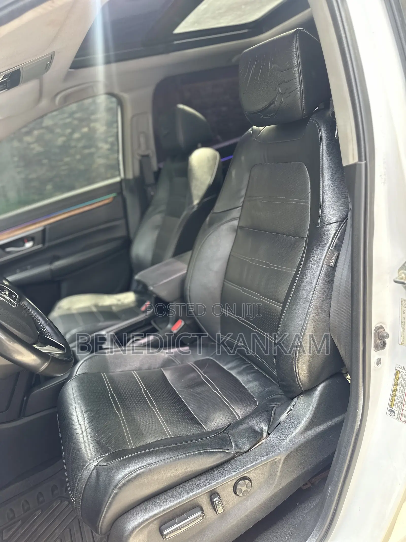 Honda CR-V Touring AWD 2019 White