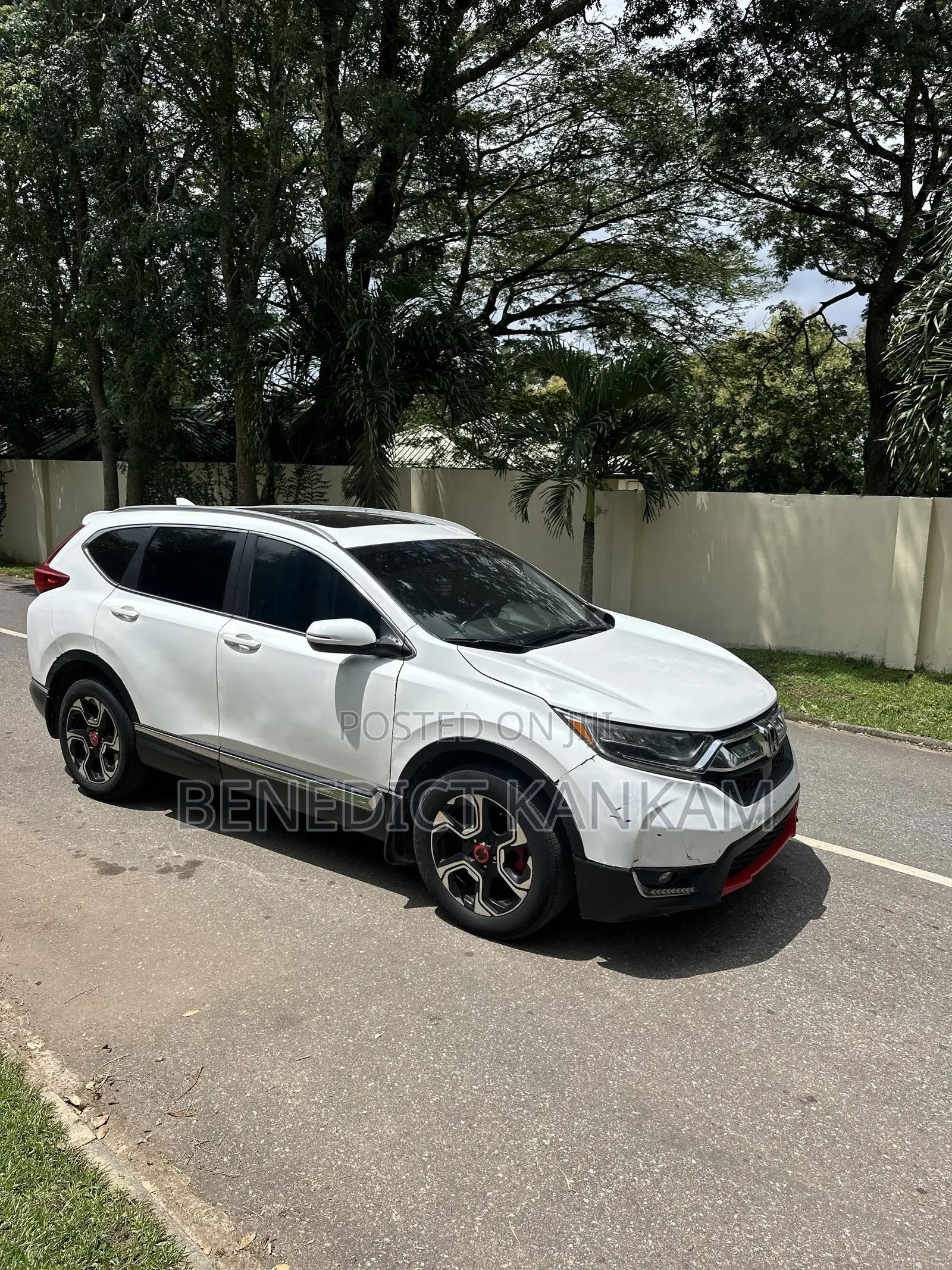 Honda CR-V Touring AWD 2019 White