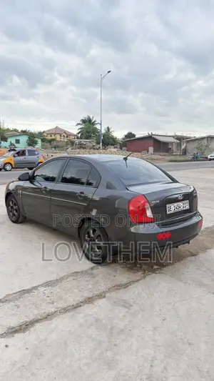 Hyundai Accent 2010 Gray