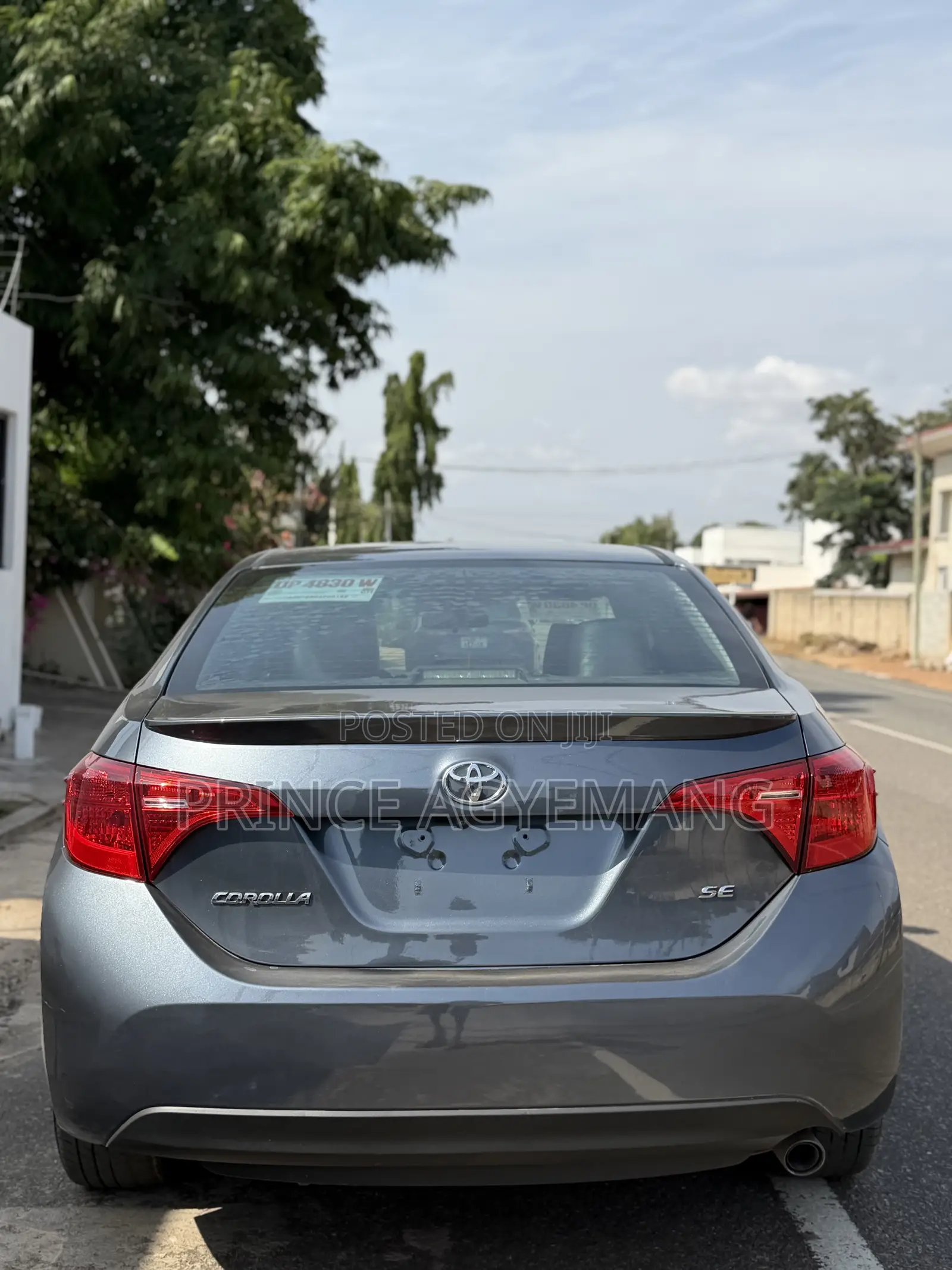 Toyota Corolla SE (1.8L 4cyl 2A) 2019 Blue