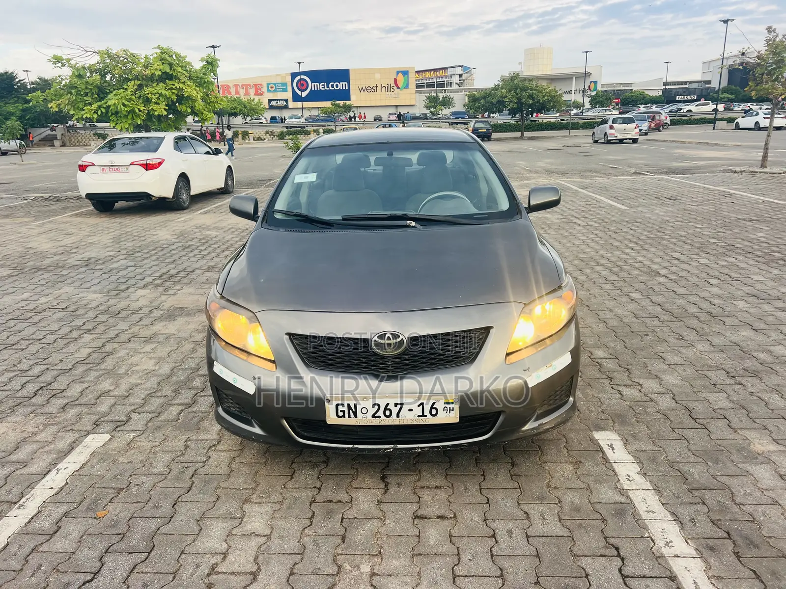 Toyota Corolla 2010 Gray