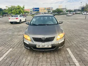 Toyota Corolla 2010 Gray