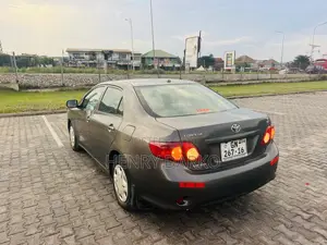 Toyota Corolla 2010 Gray