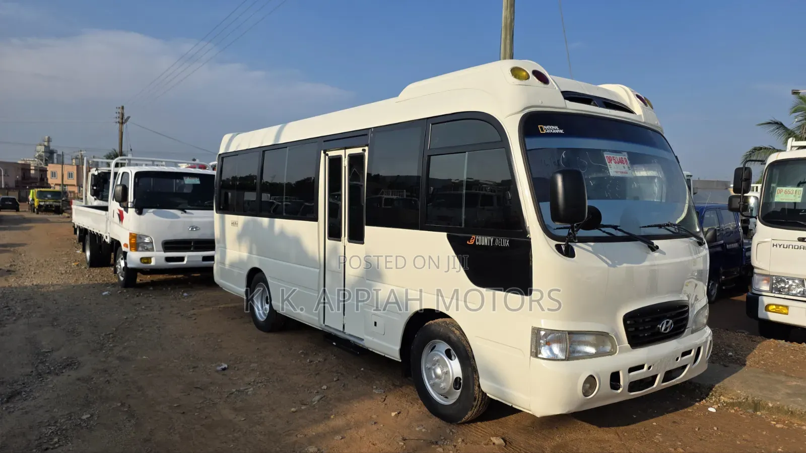 Hyundai County 2015 White